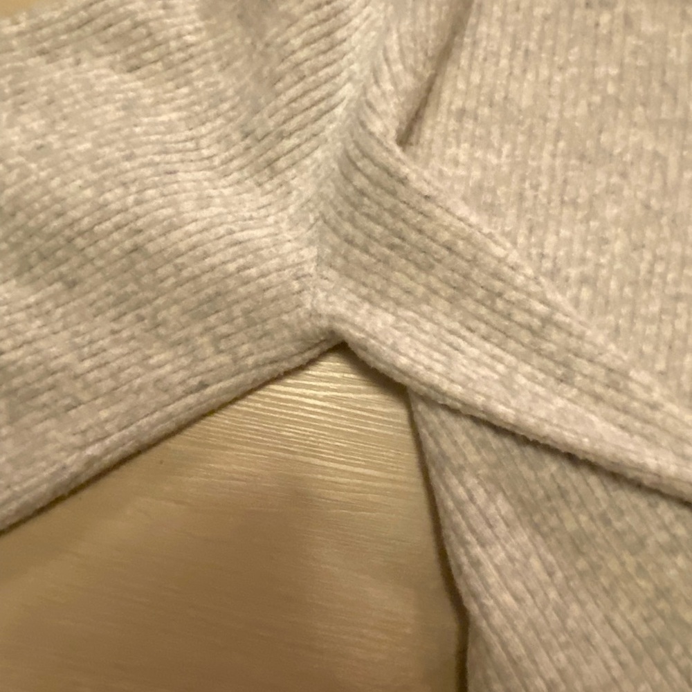 J Crew Puff Sleeve Extra Soft Sweater - Picture 4 of 8